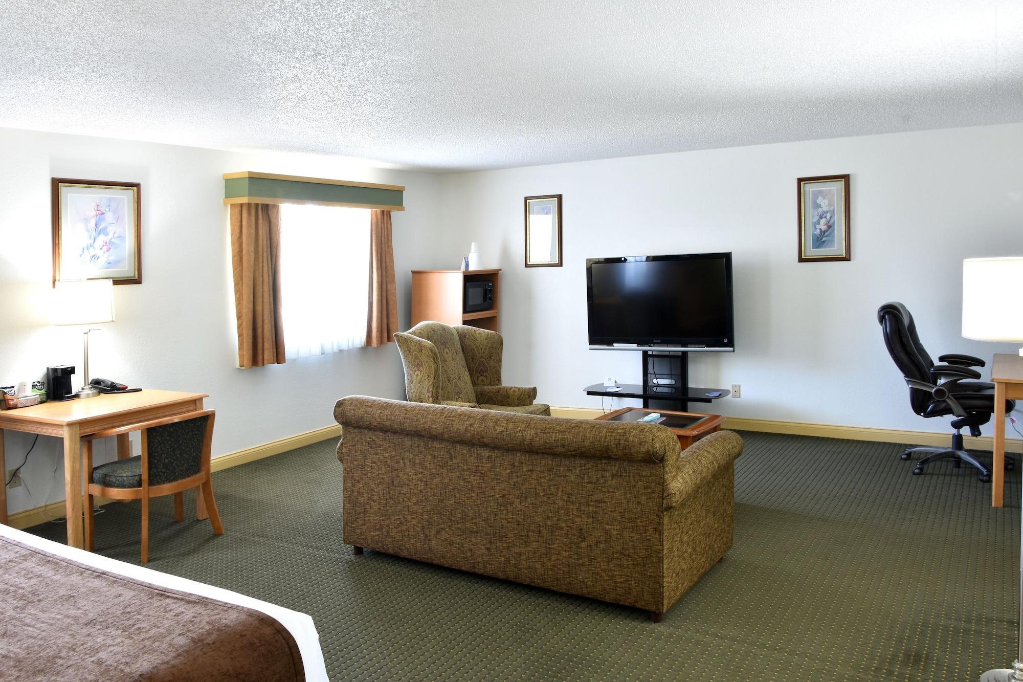 Baymont By Wyndham Robinson Hotel Exterior photo