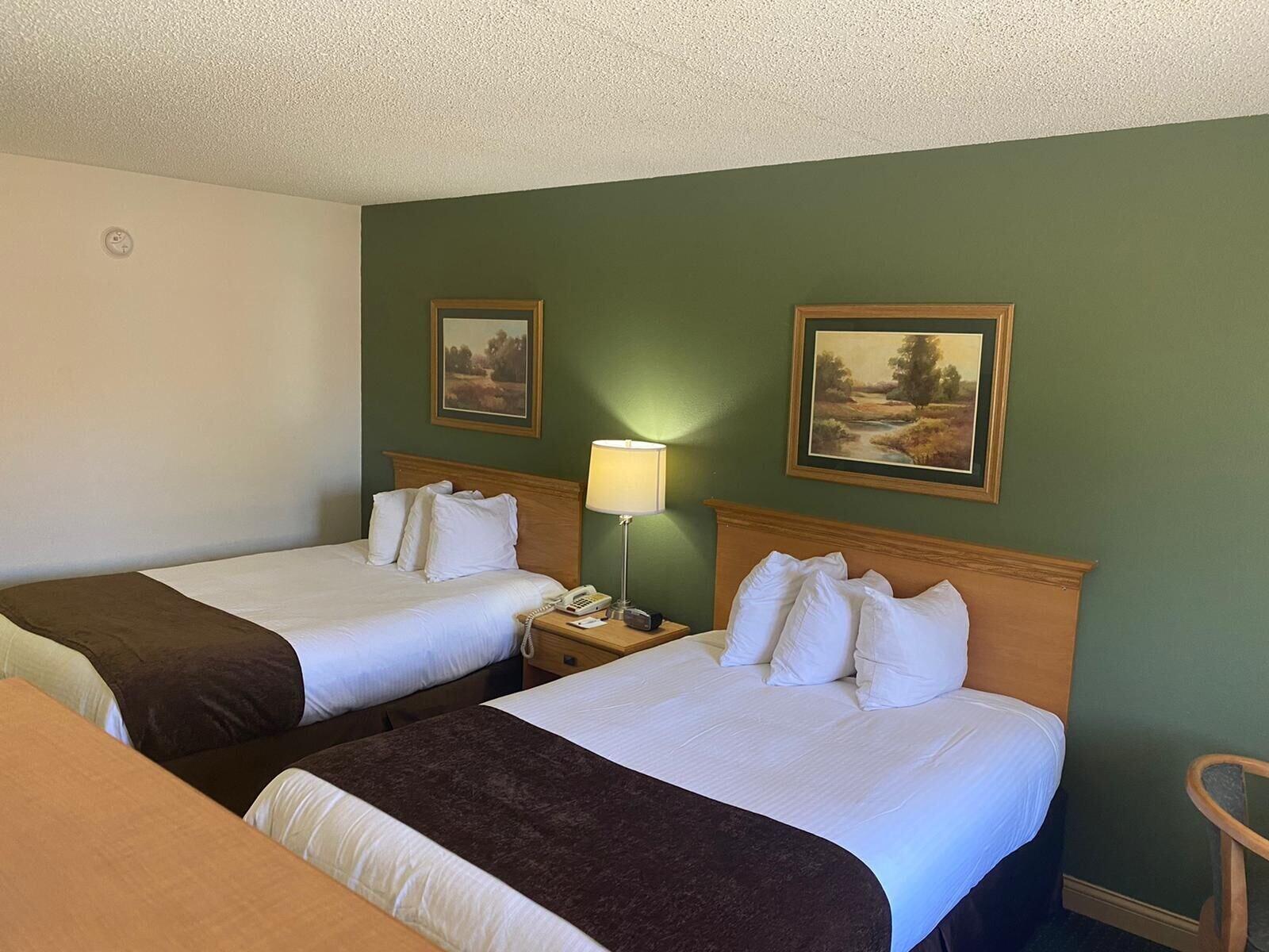 Baymont By Wyndham Robinson Hotel Exterior photo