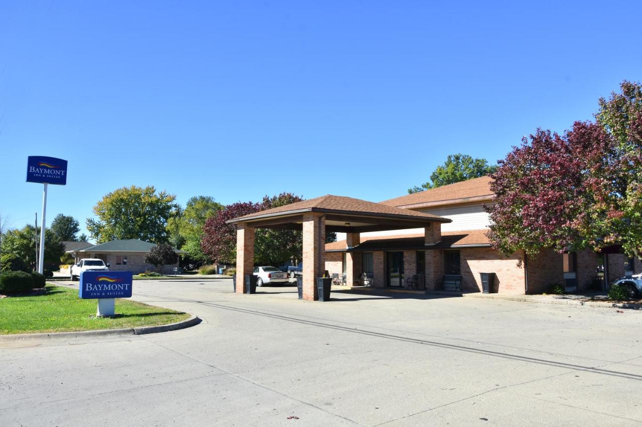Baymont By Wyndham Robinson Hotel Exterior photo